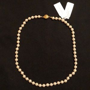 18” imitation pearl necklace